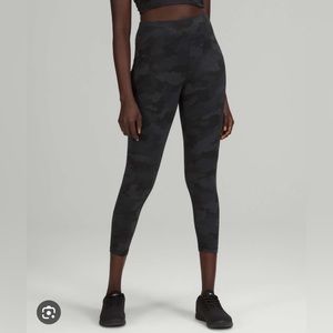 Lululemon power thru high rise 25”